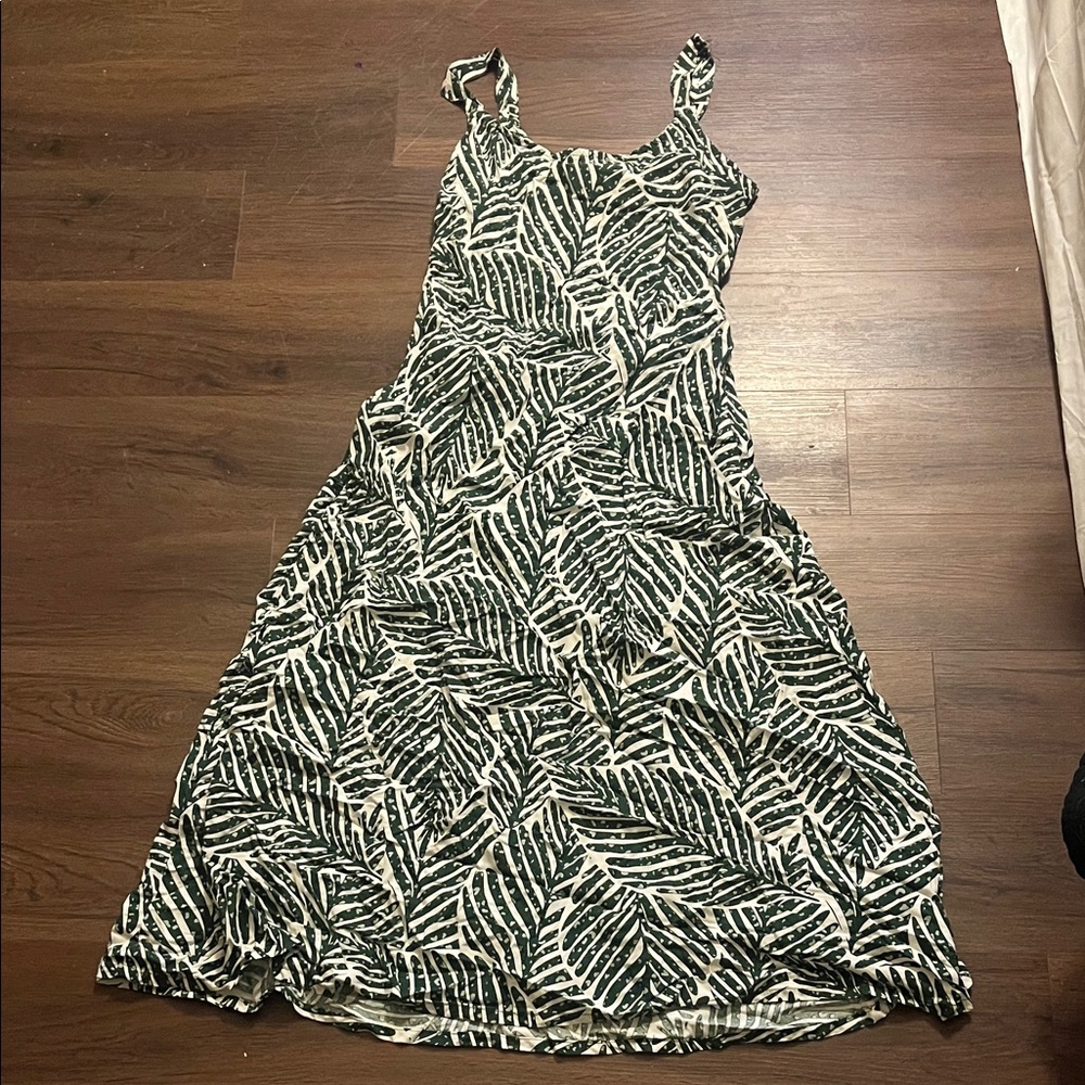 Green Leaf-Print Sundress with Adjustable Straps